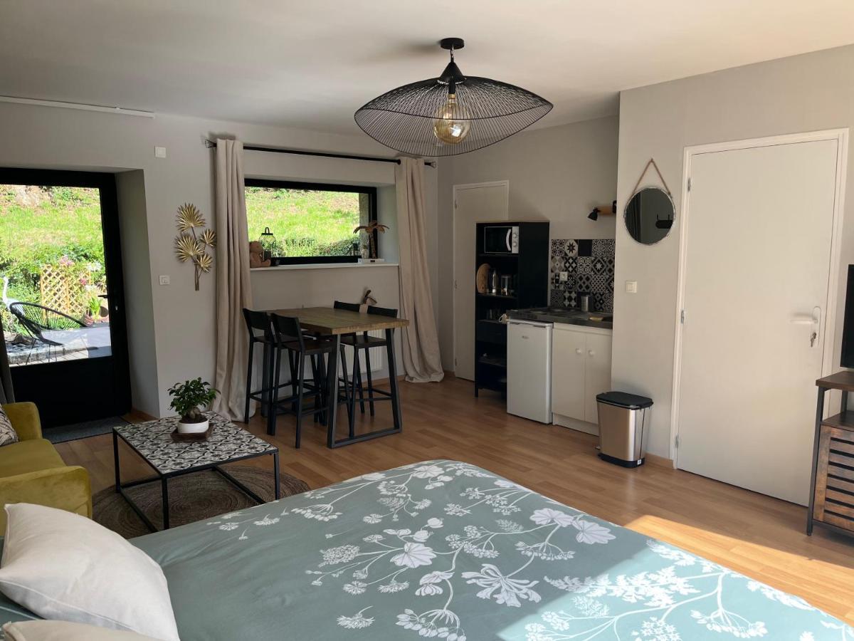 D'etape, Robinson Apartment Plaintel
